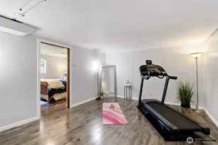 2532 NE 108th Pl, Seattle, WA 98125 - Photo 17