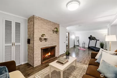 2532 NE 108th Place, Seattle, WA 98125 - Photo 15