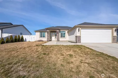 415 SW R Street, Quincy, WA 98848 - Photo 1