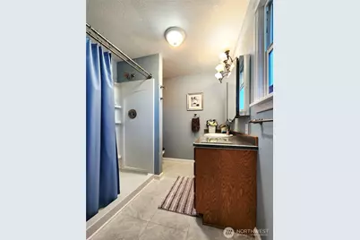 114 NE Cedar Avenue, College Place, WA 99324 - Photo 5