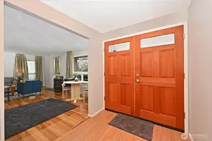 19718 12th Ave NW, Shoreline, WA 98177 - Photo 3