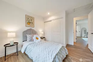 953 Field Ave NE, Renton, WA 98059 - Photo 17