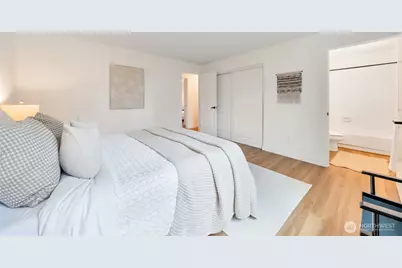 953 Field Avenue NE, Renton, WA 98059 - Photo 21