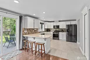 18805 86th Dr NW, Stanwood, WA 98292 - Photo 7