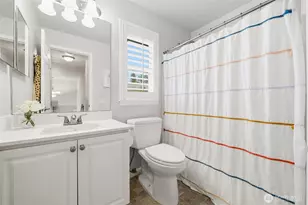 23803 SE 247th Pl, Maple Valley, WA 98038 - Photo 31