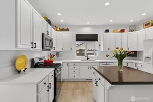 1906 Copper Pond Pl, Anacortes, WA 98221 - Photo 13