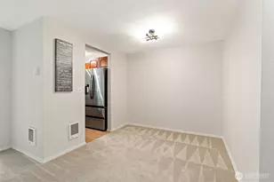 15433 Country Club Dr, Mill Creek, WA 98012 - Photo 9