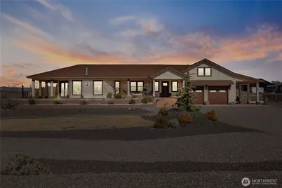 714 Sunset Boulevard NW, Mattawa, WA 99349 - Photo 1