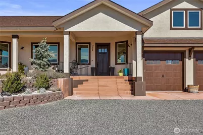 714 Sunset Boulevard NW, Mattawa, WA 99349 - Photo 3