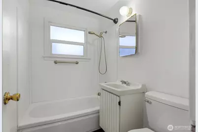 833 E Marine View Drive, Everett, WA 98201 - Photo 17