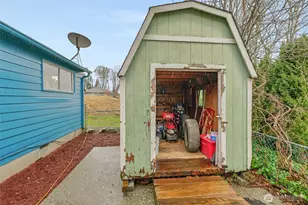 833 E Marine View Dr, Everett, WA 98201 - Photo 27