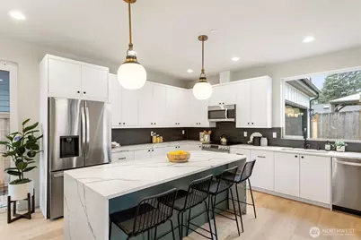 8108 126th Avenue NE #B, Kirkland, WA 98033 - Photo 11