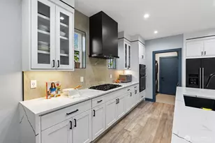 23907 53rd Ave W, Mountlake Terrace, WA 98043 - Photo 9