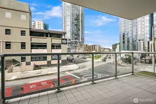 583 Battery St, Seattle, WA 98121 - Photo 5