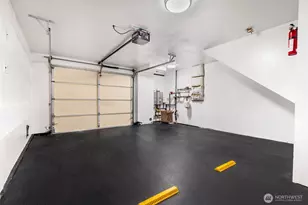 932 N 96th St, Seattle, WA 98103 - Photo 29