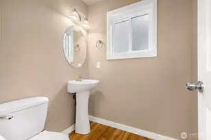 932 N 96th St, Seattle, WA 98103 - Photo 23