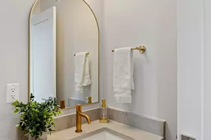 1129 NW 58th St, Seattle, WA 98107 - Photo 19