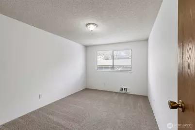 1735 Park Avenue #B-205, Bremerton, WA 98337 - Photo 23