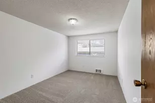 1735 Park Ave, Bremerton, WA 98337 - Photo 23