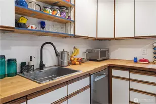 1533 Hill St, Port Townsend, WA 98368 - Photo 9