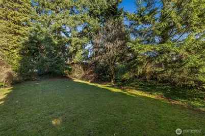 104 NE 120th Street, Seattle, WA 98125 - Photo 13