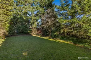 104 NE 120th St, Seattle, WA 98125 - Photo 13