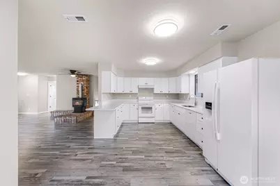 4717 Rural Avenue, Bellingham, WA 98226 - Photo 7