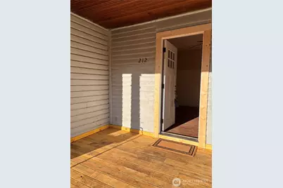 212 N 1st Street, Dayton, WA 99328 - Photo 5