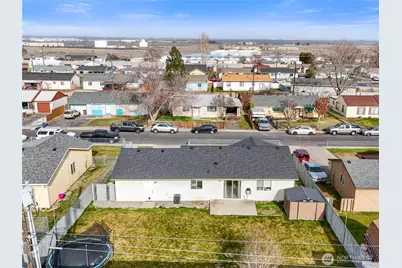 1215 Lowry St, Moses Lake, WA 98837 - Photo 29