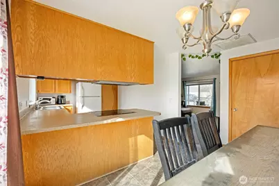 1215 Lowry St, Moses Lake, WA 98837 - Photo 11