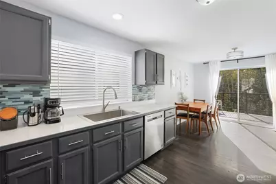 13701 SE 275th Place, Kent, WA 98042 - Photo 9