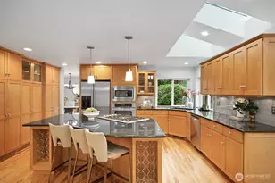 2419 233rd Pl NE, Sammamish, WA 98074 - Photo 9