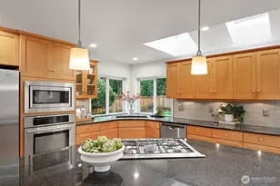 2419 233rd Pl NE, Sammamish, WA 98074 - Photo 11