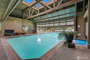 6536 Park Point Ln NE, Seattle, WA 98115 - Photo 35