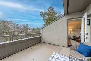 6536 Park Point Ln NE, Seattle, WA 98115 - Photo 21