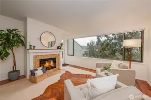 6536 Park Point Ln NE, Seattle, WA 98115 - Photo 3