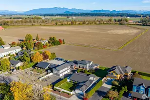 733 Maple Ave, La Conner, WA 98257 - Photo 39