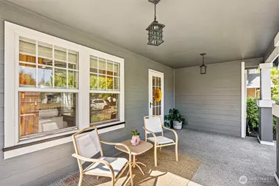 1613 Palisade Boulevard, DuPont, WA 98327 - Photo 3