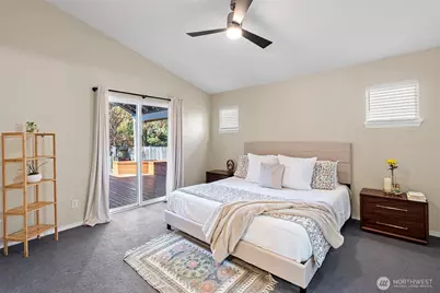 1613 Palisade Boulevard, DuPont, WA 98327 - Photo 15