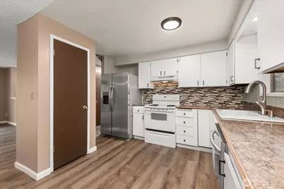 3421 S Myrtle St, Spokane, WA 99223 - Photo 9