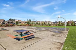 10637 187th St, Puyallup, WA 98374 - Photo 33