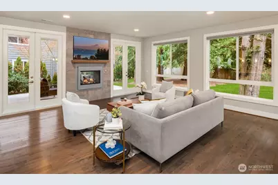 9726 Slater Avenue NE, Kirkland, WA 98033 - Photo 3