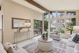 9753 61st Ave S, Seattle, WA 98118 - Photo 5