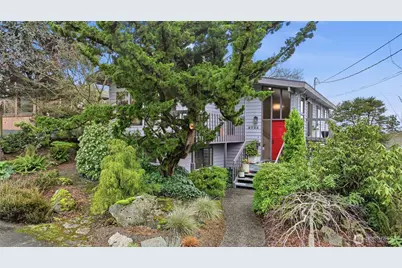 9753 61st Avenue S, Seattle, WA 98118 - Photo 29