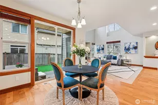 8827 NE 148th Pl, Kenmore, WA 98028 - Photo 9