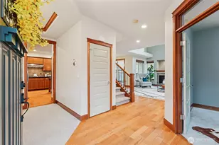 8827 NE 148th Pl, Kenmore, WA 98028 - Photo 5