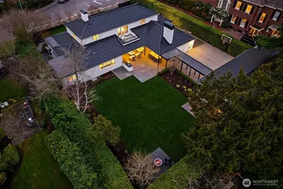 1403 Shenandoah Drive E, Seattle, WA 98112 - Photo 39