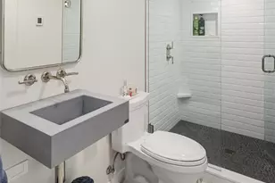 1403 Shenandoah Dr E, Seattle, WA 98112 - Photo 23