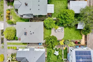 8027 12th Ave NW, Seattle, WA 98117 - Photo 29