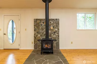 523 Island Drive, Friday Harbor, WA 98250 - Photo 3